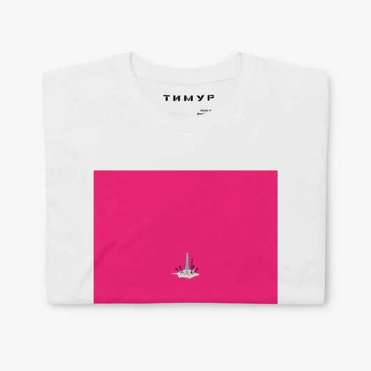 Timur Novikov Старт (Start) T-shirt featuring a Soviet space rocket launching from a cosmodrome. Bold avant-garde artwork with a pink background.