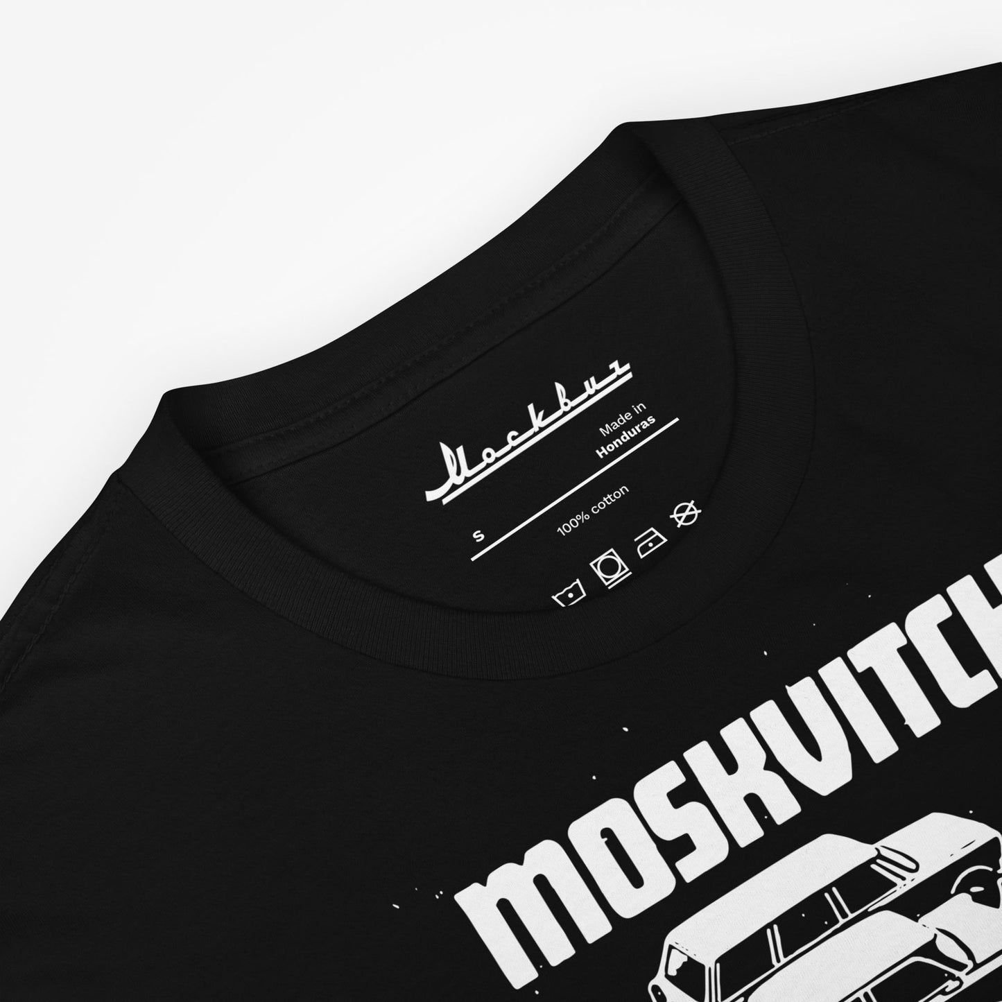 Retro Soviet Moskvitch car print black T-shirt - closeup photo